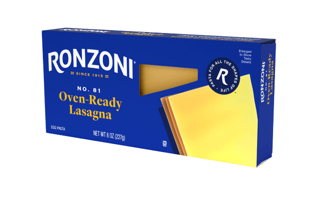 3/4 view of ronzoni oven-ready lasagna packaging